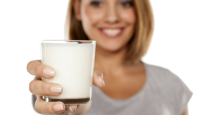 Bambino che beve il latte PNG Immagine di alta qualità