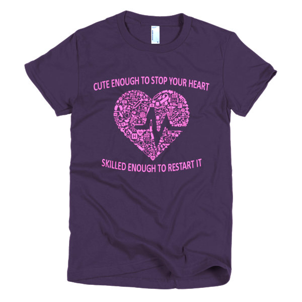T-shirt met een hart Gratis PNG-Afbeelding