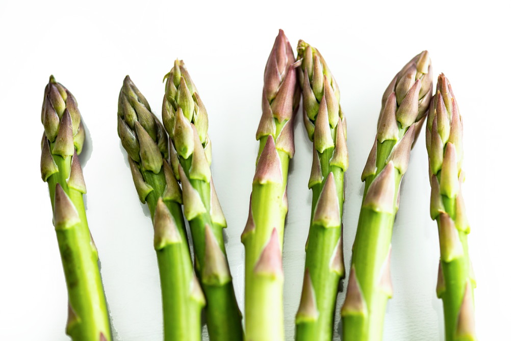 Gambar Transparan asparagus segar