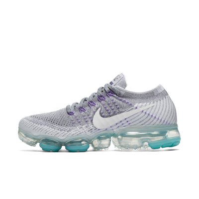 Nike Running Shoes PNG Photo