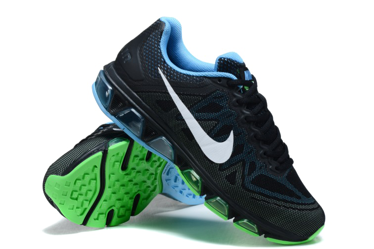 Nike Running Shoes PNG Picture